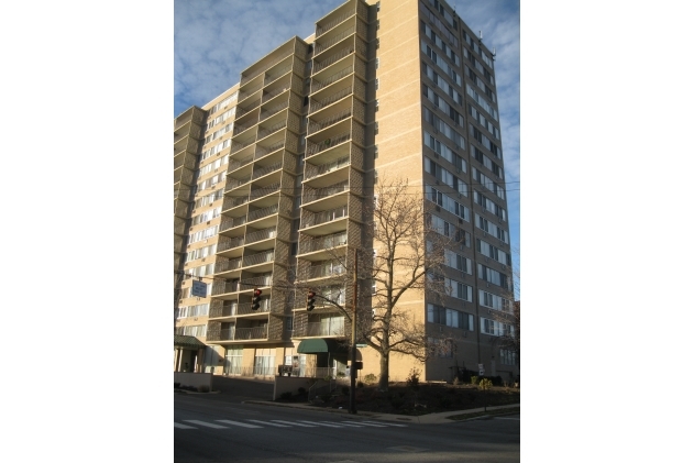 Foto del edificio - Fourteen-O-One Condos
