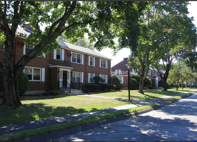 Building Photo - 31 Captain Parker Arms
