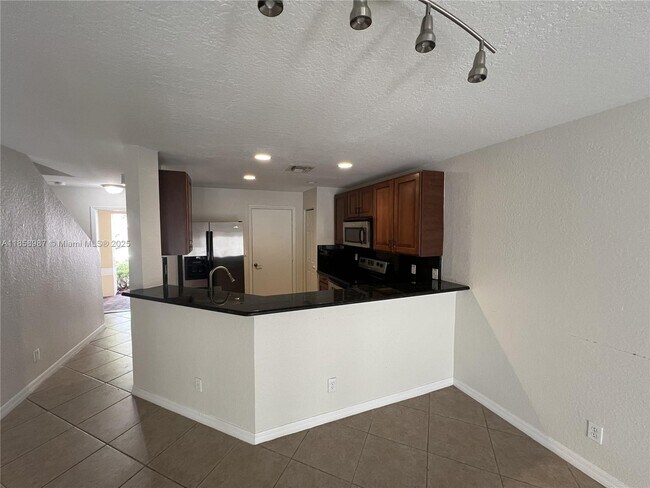 Building Photo - 22166 Majestic Woods Way