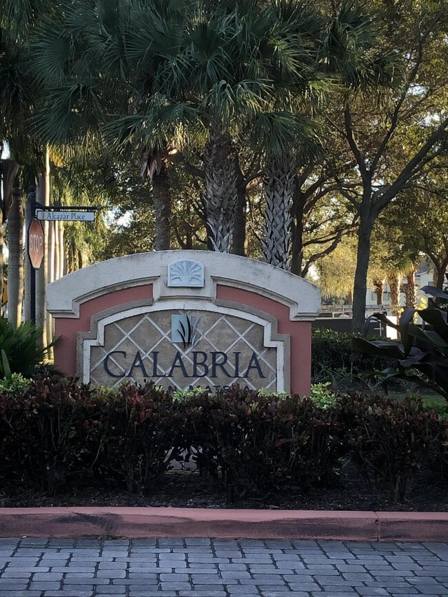 Building Photo - 3023 Alcazar Pl