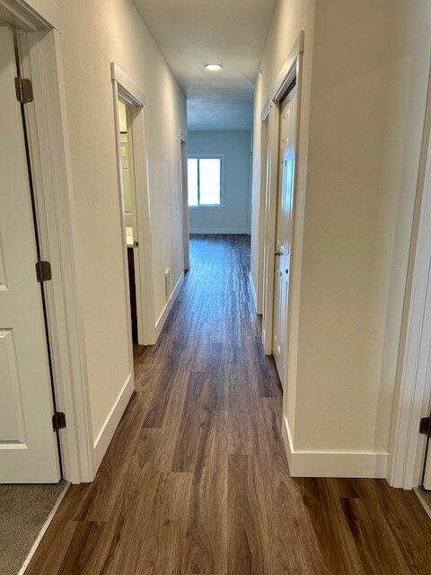 Foto del edificio - 700 N State St