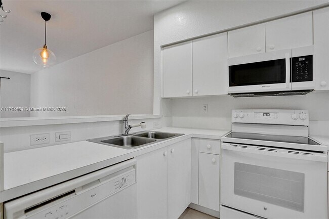 Foto del edificio - 2613 SW 83rd Ave
