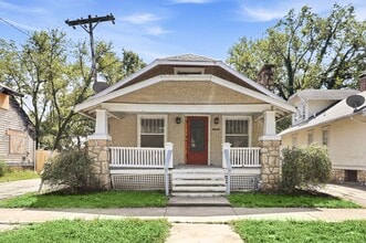 Building Photo - 1713 SW 15th St