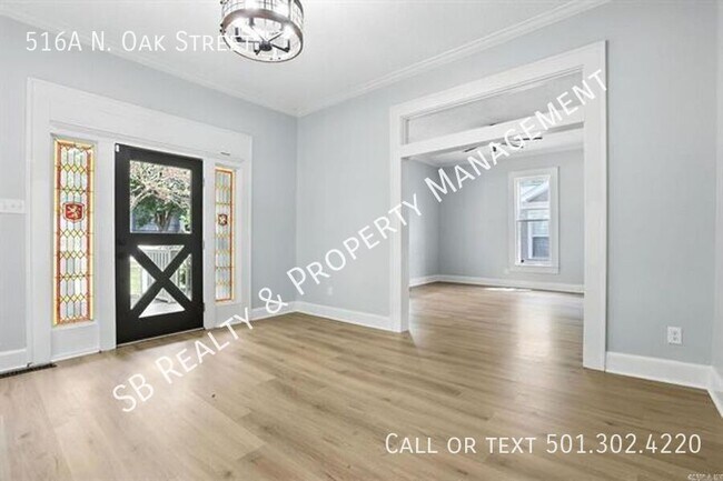 Foto del edificio - 516 N Oak St