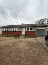 Building Photo - 5110 S Crockett St