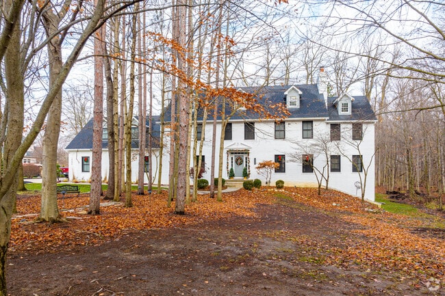 Southwest Fort Wayne features many exclusive areas, such as Indian Creek Rd.