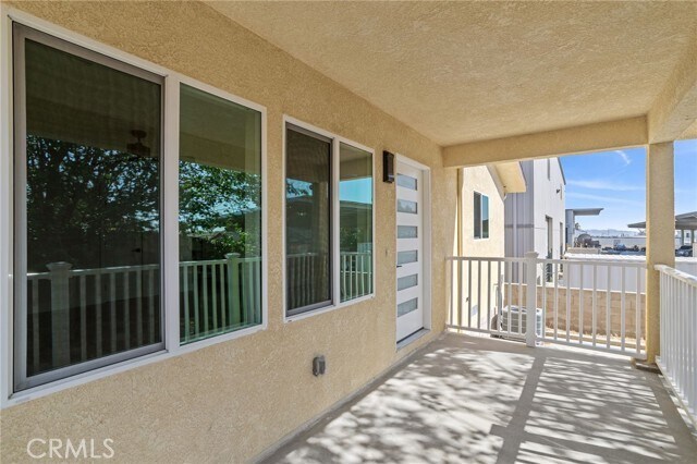 Foto del edificio - 14815 Country Ln