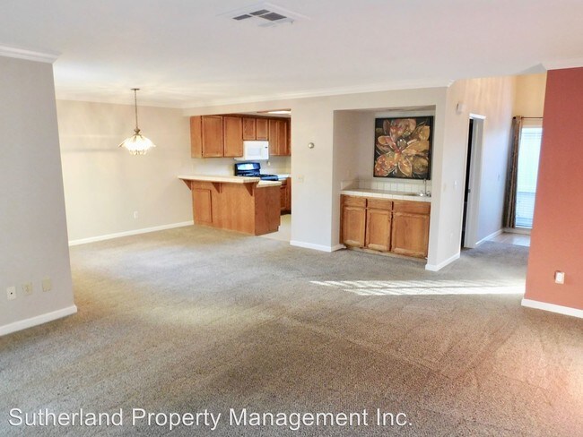 Building Photo - 12134 Summer Ridge Dr
