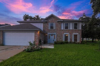 Building Photo - 3106 Battle Ridge Ln
