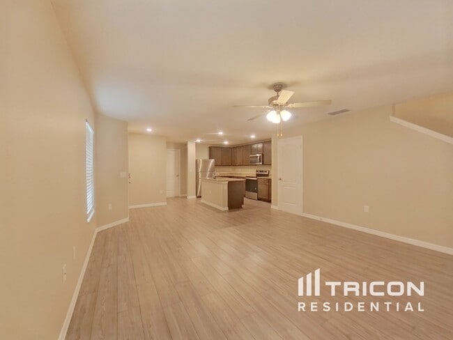 Foto del edificio - 1596 Wynford Cir