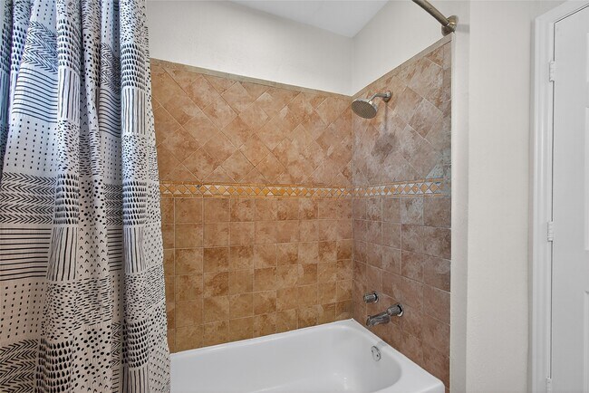 Foto del edificio - 1221 Cedar Post Ln