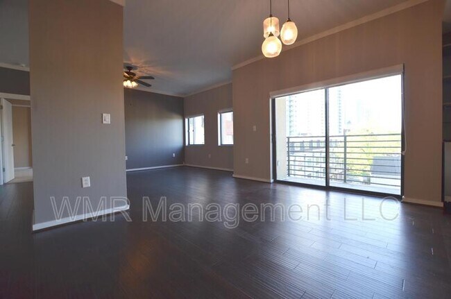 Photo - 715 N Church St Apartment