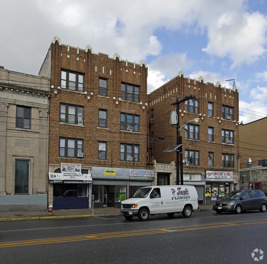 3495 John F Kennedy Blvd, Jersey City, NJ 07307 Apartments Jersey