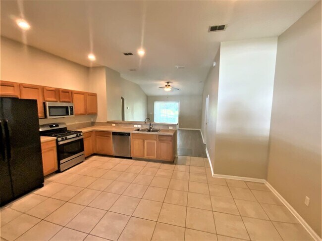 Building Photo - 6049 Fillyside Trl