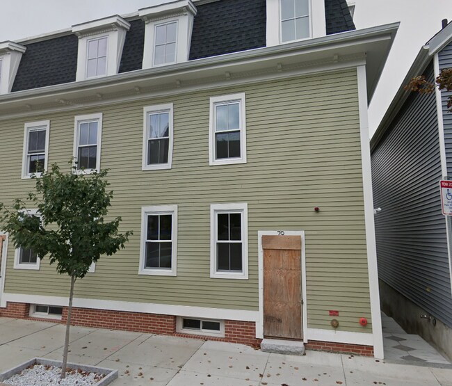 Building Photo - 79 White St