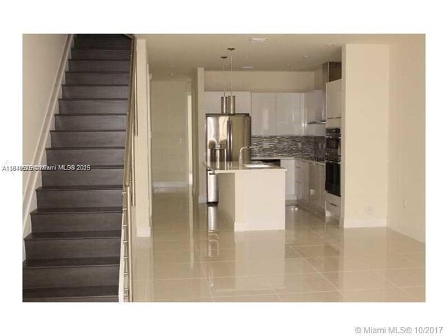 Foto del edificio - 10260 NW 63rd Terrace