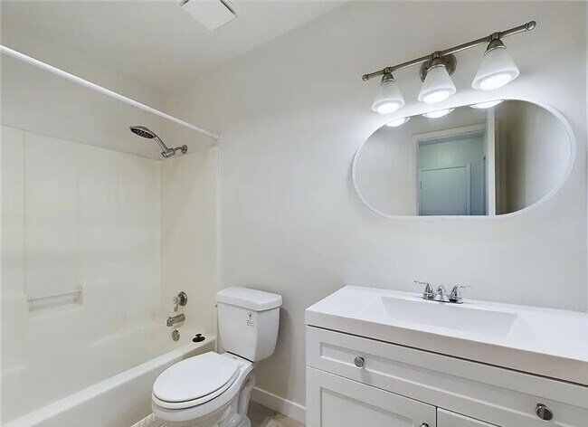 Foto del edificio - Beautiful 1 Bed 1 Bath Available