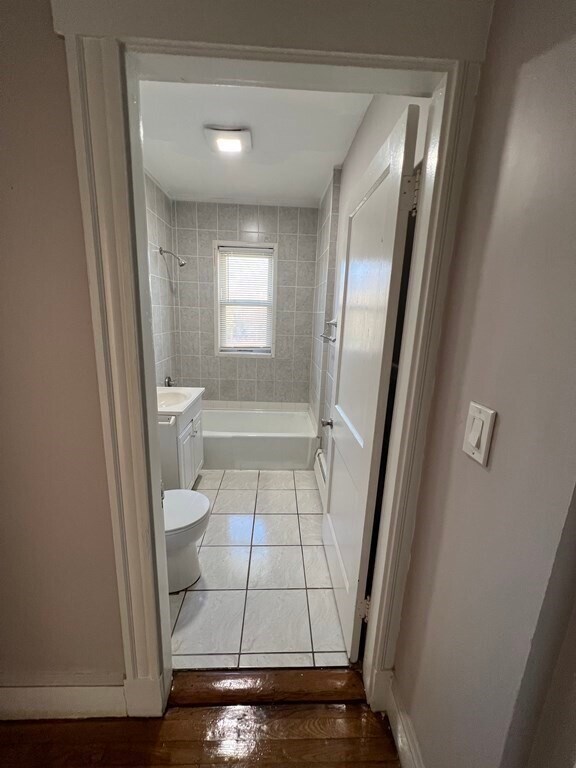 Building Photo - 5-7 Belnel Rd