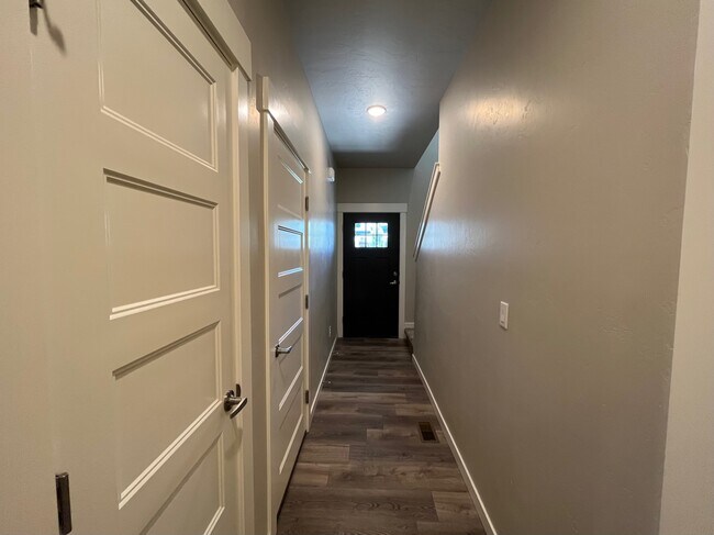 Building Photo - 6348 W Tierra Ln