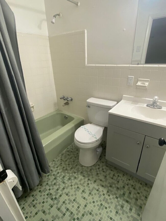Foto del edificio - 3 Bed 2 Bath Home | Fenced Yard | Pet Frie...