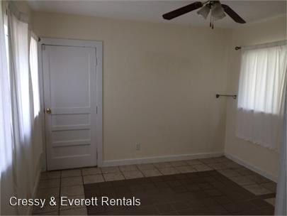 Foto del edificio - 3 br, 1 bath House - 1205 N Lawrence St
