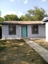 Building Photo - 5215 Lark Ave
