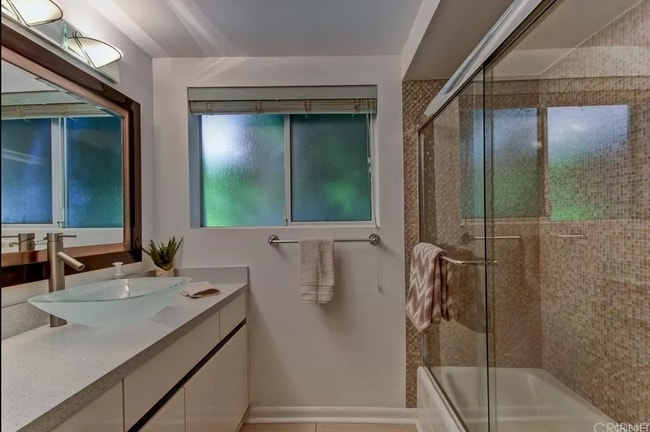 Building Photo - 4240 Fulton Ave