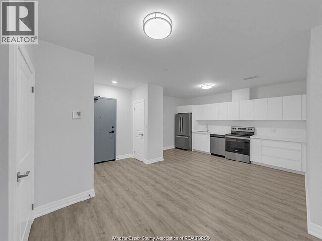 Building Photo - 7337 Meo Blvd