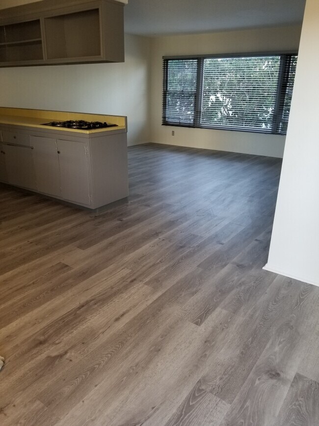 Foto del edificio - 425 Avenue G Ave