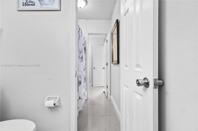 Foto del edificio - 8360 NW 8th St