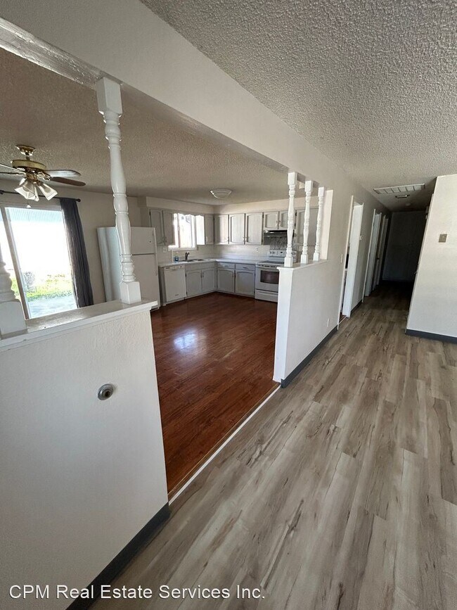 Foto del edificio - 2 br, 2 bath House - 2120 E McAndrews Rd.