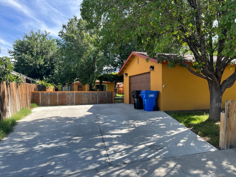 458 Short St, CA 93514 House Rental in CA