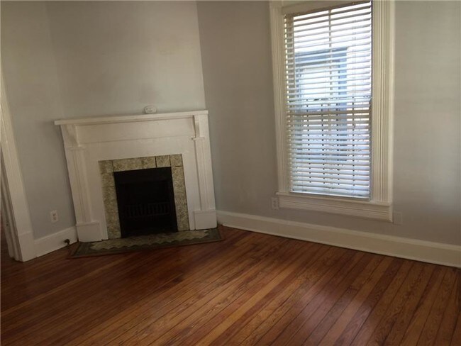 Foto del edificio - 315 E 37th St