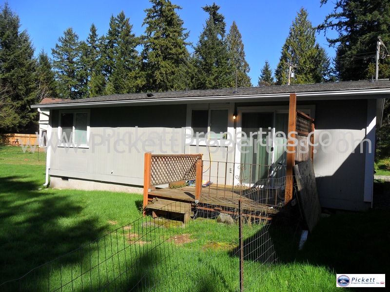 Building Photo - 10305 Frontier Pl NW