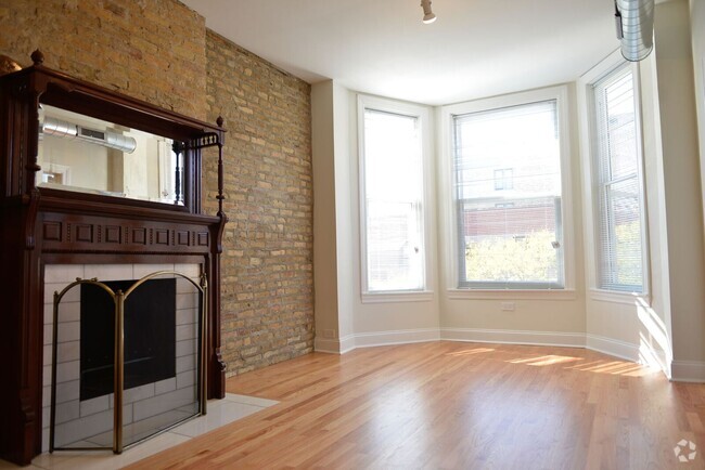 Building Photo - 1343 N Wells St