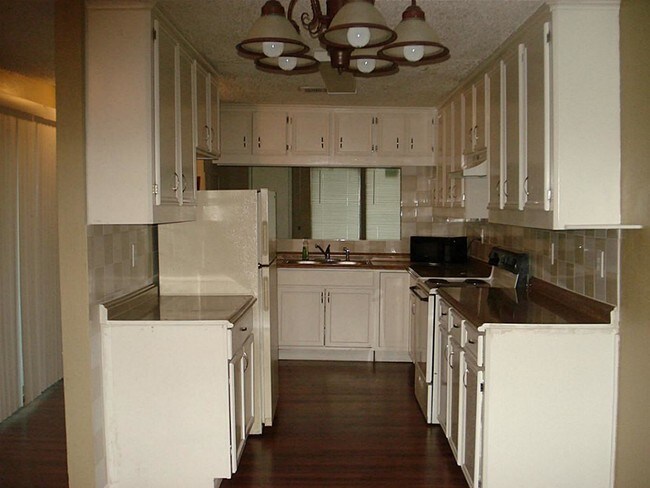 Foto del edificio - 11280 Braes Forest Dr