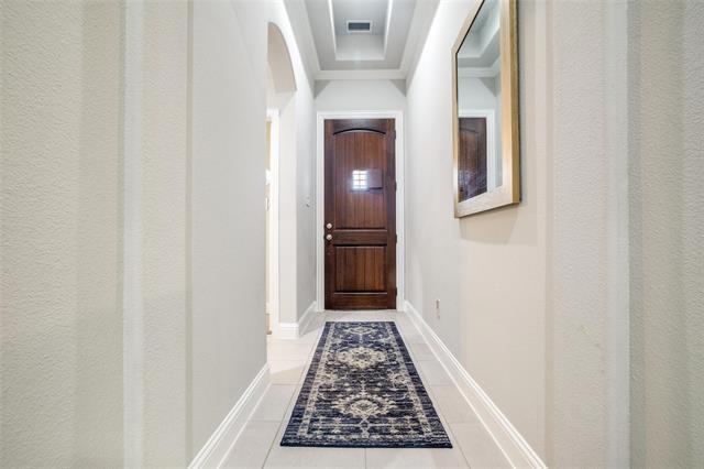 Foto del edificio - 2221 Van Clark Wy