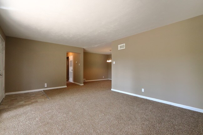 Foto del edificio - 8682 Spoon Dr