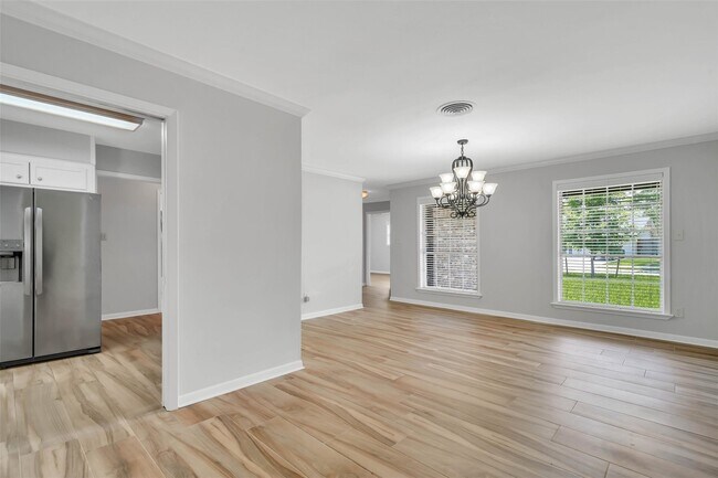 Foto del edificio - 442 Mignon Ln