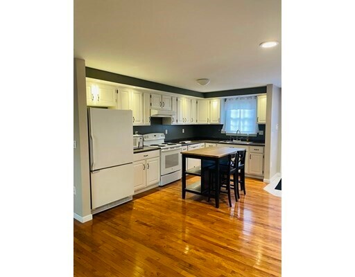 Foto del edificio - 540 Granby Rd