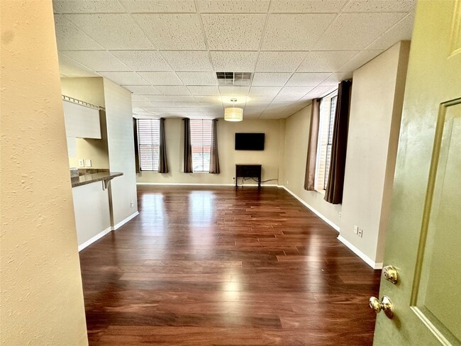 Foto del edificio - 801 6th St N