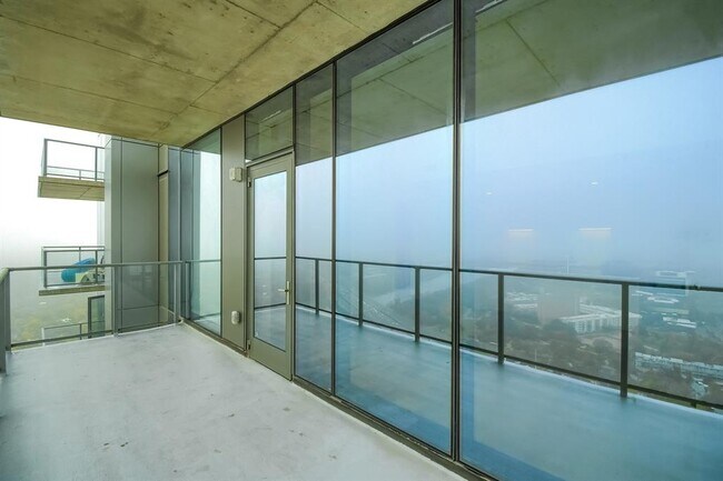 Foto del edificio - 44 East Ave