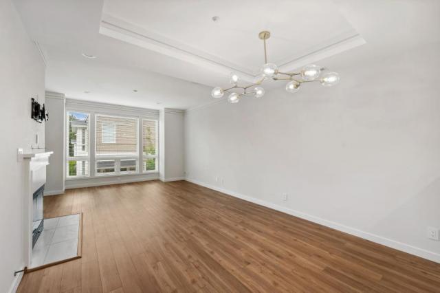 Primary Photo - 2 bedroom in Kirkland WA 98033