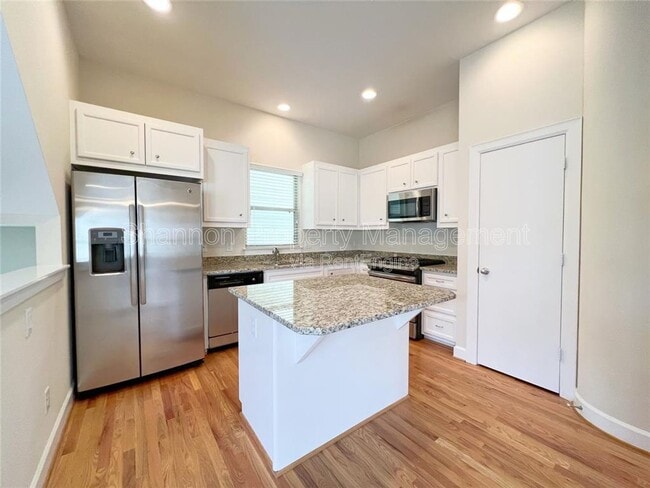 Foto del edificio - 11504 Main Pine Dr