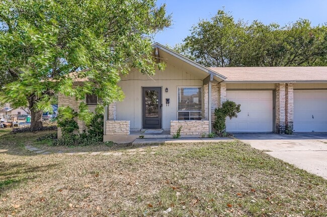 Foto del edificio - 1740 Rutland Dr