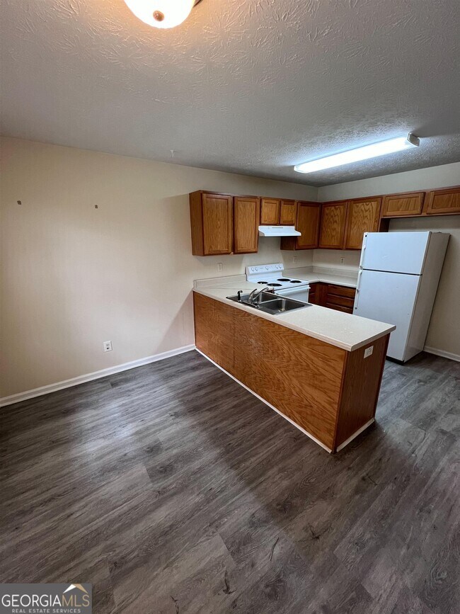 Building Photo - 3562 Glenda St
