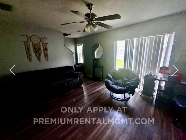 Photo - 3 bedroom 2.5 bath Oakcrest Townhome with Laminate and Tile flooring Throughout, and a 1 Car Garage!