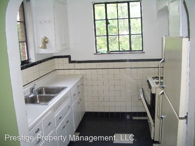 Foto del edificio - 872 Clifton Crest Terrace