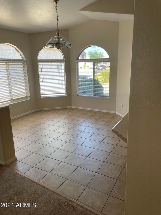 Building Photo - 16634 S 45th St