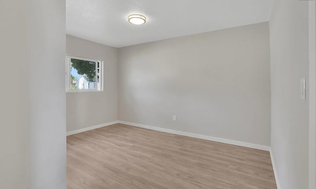 Foto del edificio - 924 3rd St